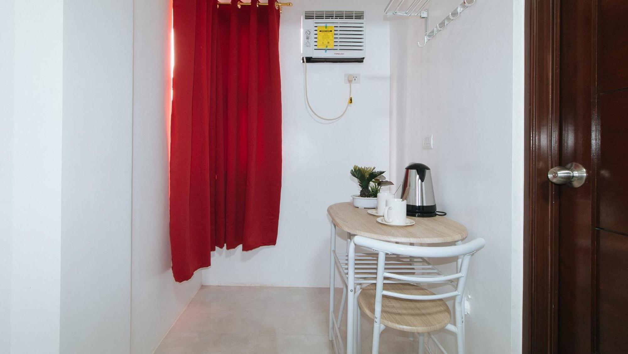 Reddoorz Near Ust Sampaloc Manila Hotel Exterior photo